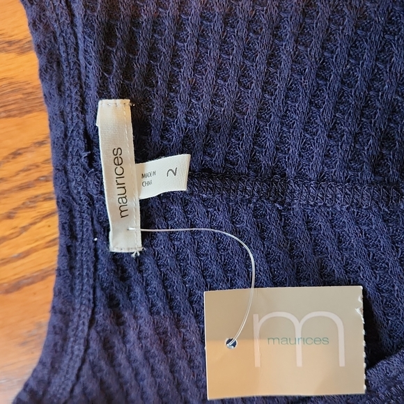 Maurices Football Tee - Picture 5 of 7